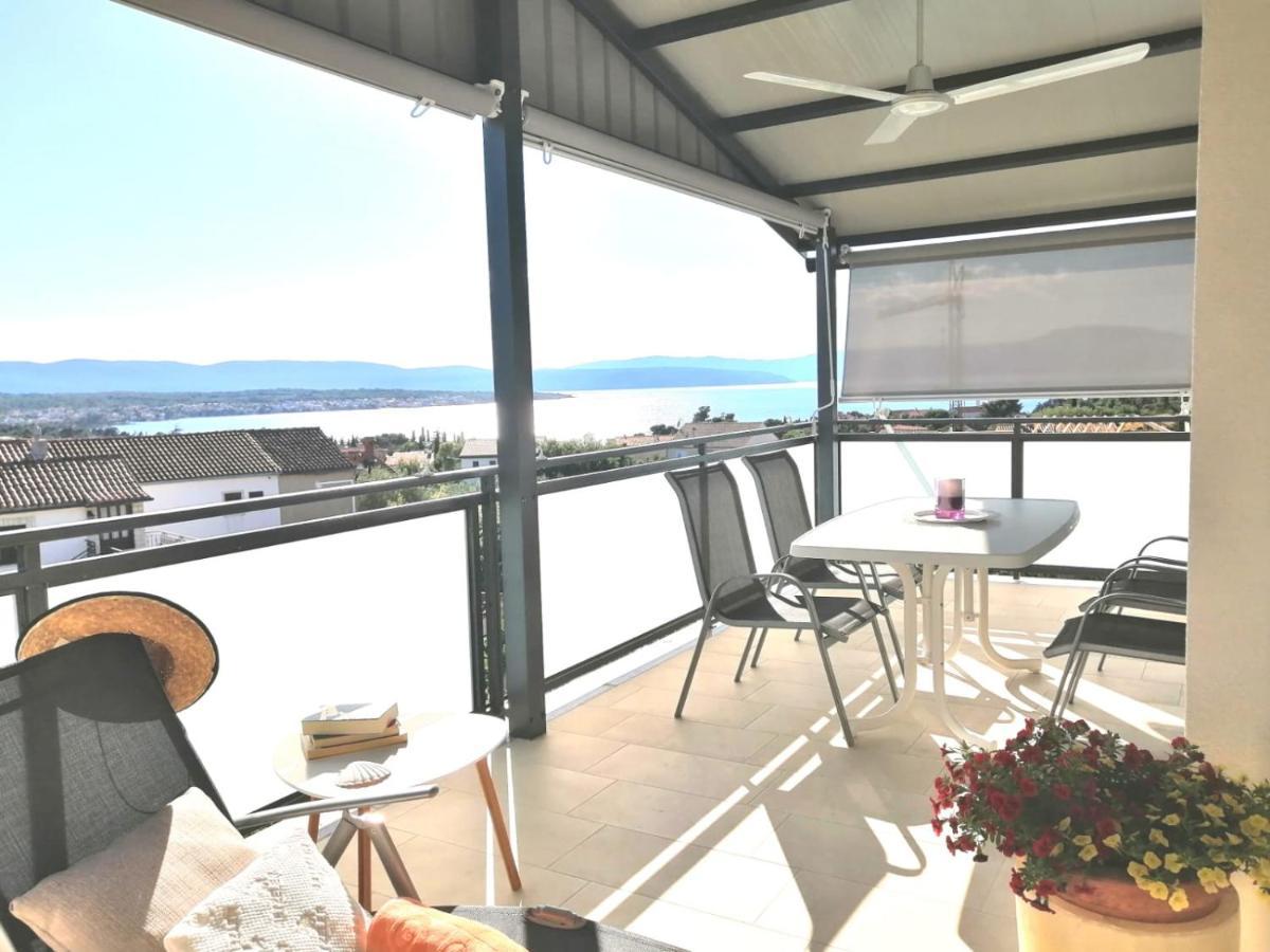 Apartman Lovely Sea View House In Island Krk Malinska